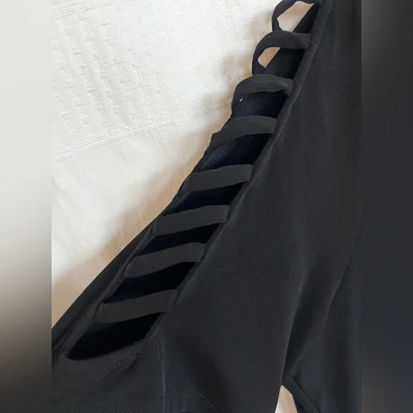 🖤 Michael Kors Black Ladder Sleeve Top – Women’s 3X 🖤 - Picture 4 of 8